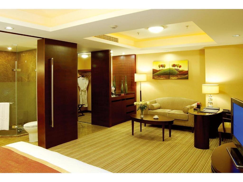 Dalian Liangyun Hotel מראה חיצוני תמונה