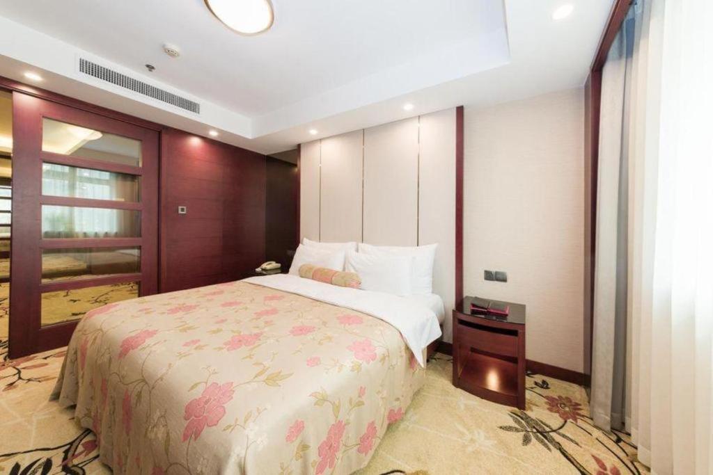 Dalian Liangyun Hotel מראה חיצוני תמונה