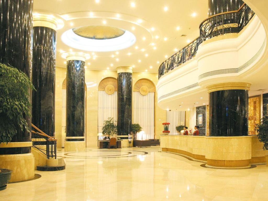 Dalian Liangyun Hotel מראה חיצוני תמונה